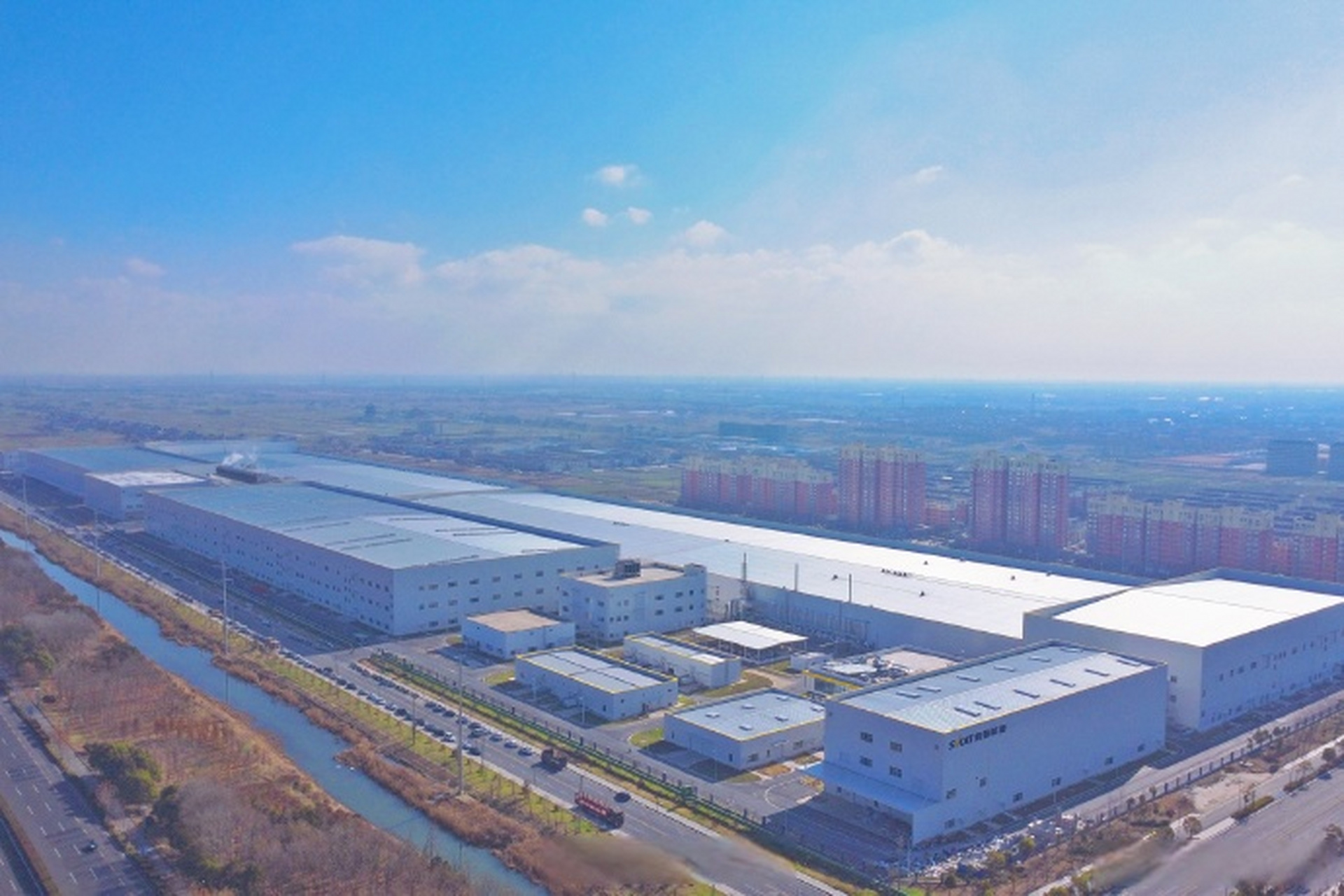 新興能源技術研發項目全面投產，戰略性新興產業迎來新動能